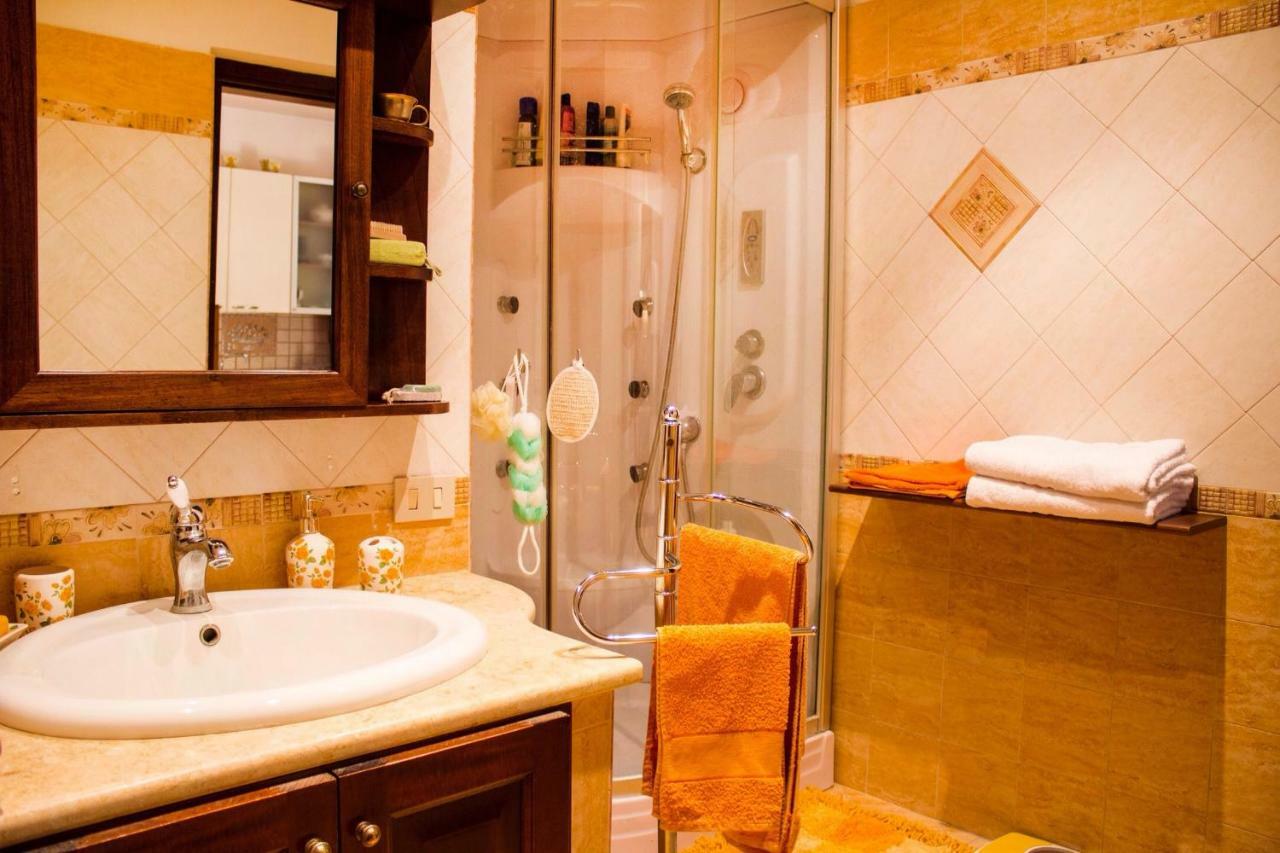 A Casa Di Alice Locazione Turistica Apartment Palermo Ngoại thất bức ảnh