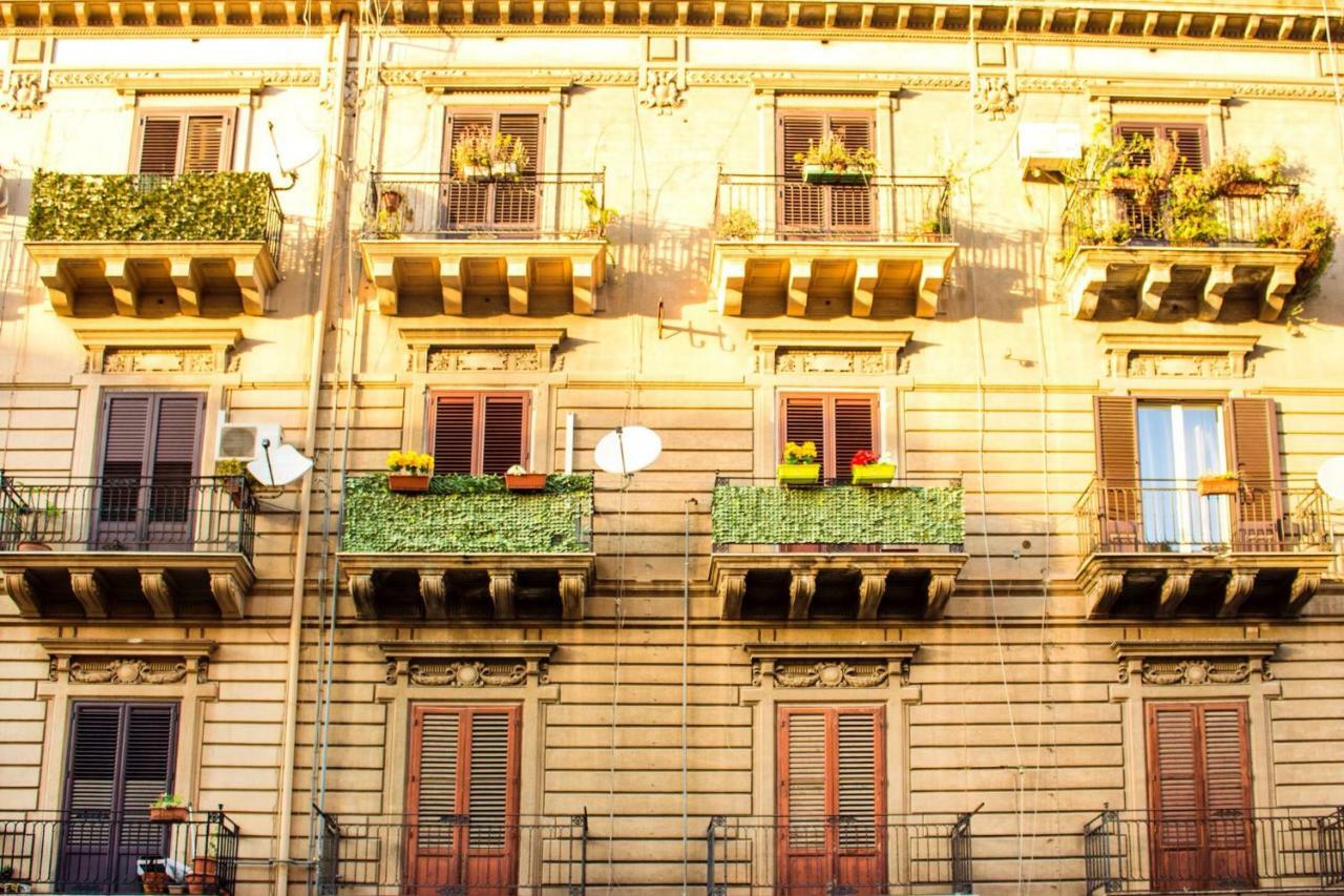 A Casa Di Alice Locazione Turistica Apartment Palermo Ngoại thất bức ảnh